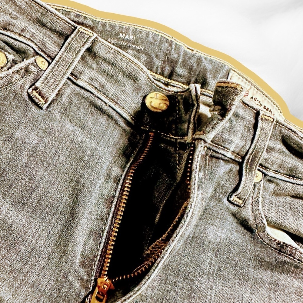 AG Adriano Goldschmied Medium Wash ‘Mari’ High-Rise Straight Leg Jeans Size 26R - Picture 6 of 16